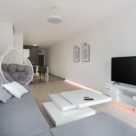 Lajsnij Sobie Apartment Poznań Exterior foto