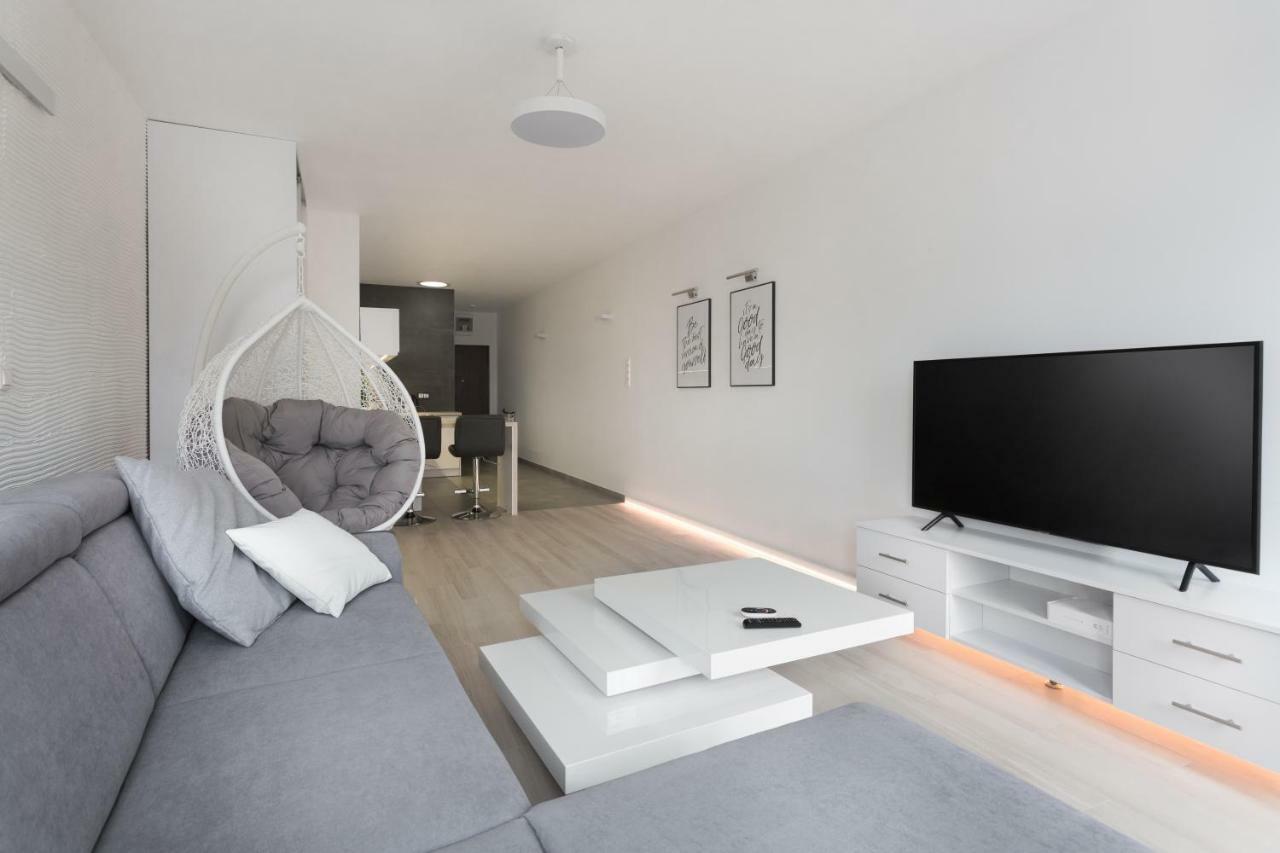 Lajsnij Sobie Apartment Poznań Exterior foto